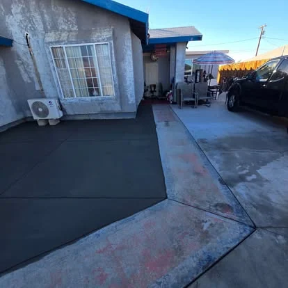 Driveway side approach